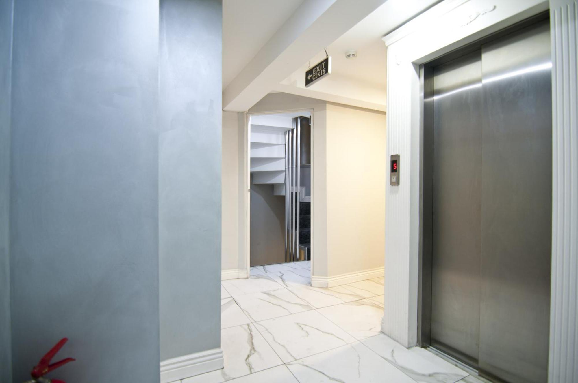 Nova City Hotel Istanbul Exterior photo